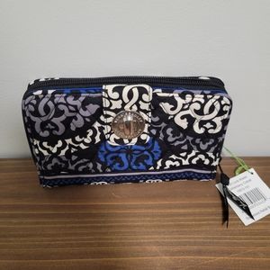 Vera Bradley turnlock wallet in Canterberry Cobalt